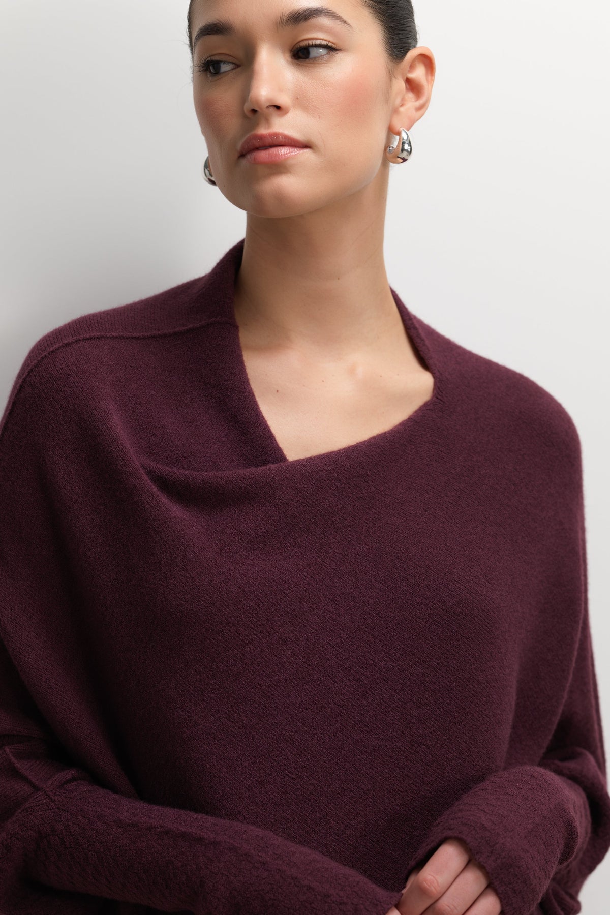Top asymétrique en maille – Prune améthyste