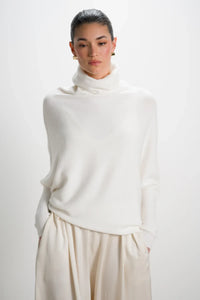 Top asymétrique en maille – Ivoire