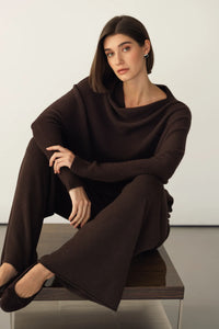 Top asymétrique en maille – Brun espresso